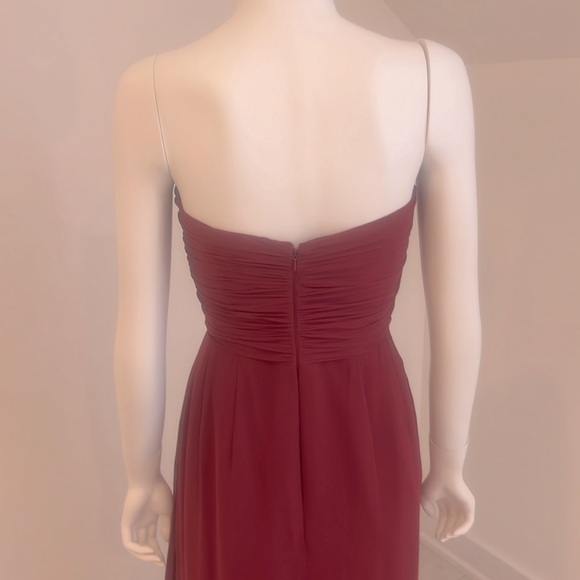 NWT SAMPLE SALE Dessy 2956 Burgundy size 10 Lux Chiffon Pristine - Picture 6 of 7